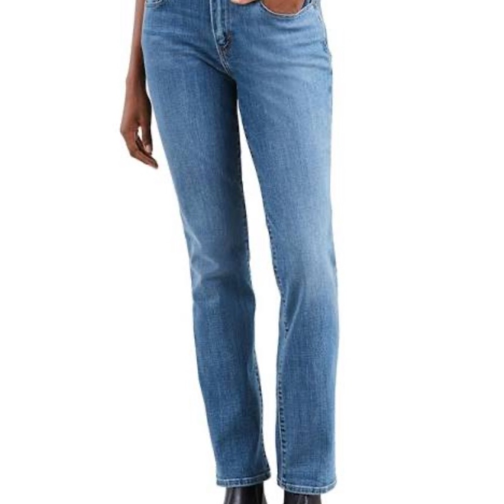 Levi jeans